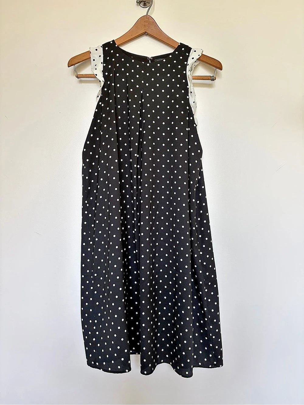 Ann Taylor Polka Dot Ruffle Shoulder Shift Dress Small Like New